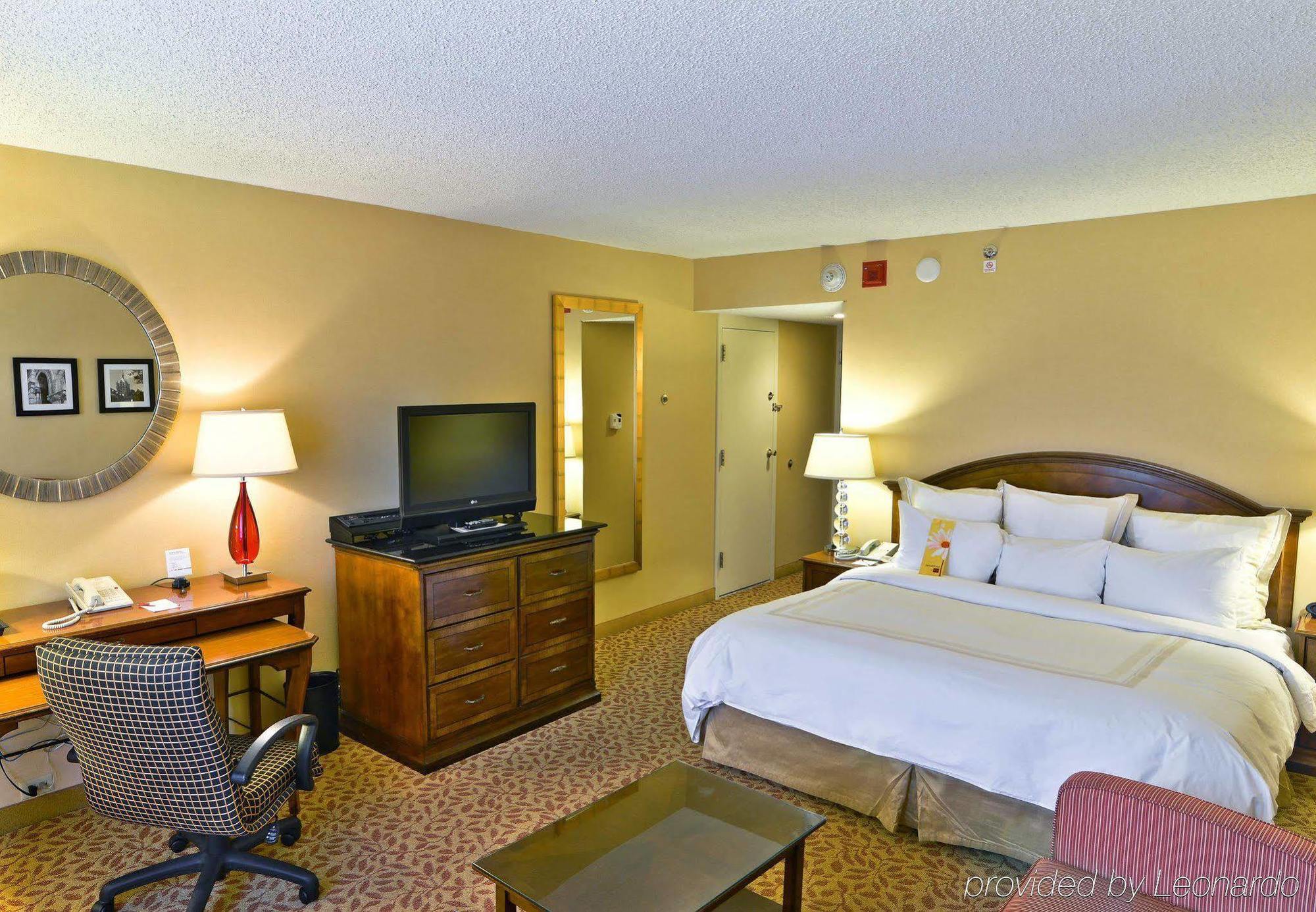 Marriott Albany Hotel Bagian luar foto